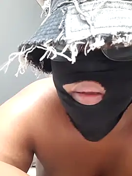 Chubby26 online show from April 14, 2026, 10:38 pm