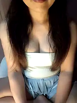 Snapshot of -Tinpun- chatting on April 14, 2026, 4:02 pm -Tinpun- online show from April 14, 2026, 4:02 pm