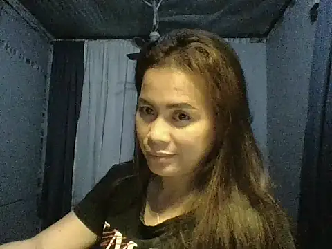 angelsRoom go online show from April 14, 2026, 12:11 pm