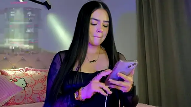 holly444  online show from July 11, 2026, 4:37 am