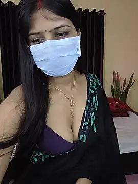 Snapshot of Eva_Elexx chatting on July 7, 2026, 6:01 pm Eva Elexx online show from July 7, 2026, 6:01 pm