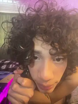 Snapshot of tokiorose_ chatting on April 14, 2026, 6:36 pm tokiorose online show from April 14, 2026, 6:36 pm