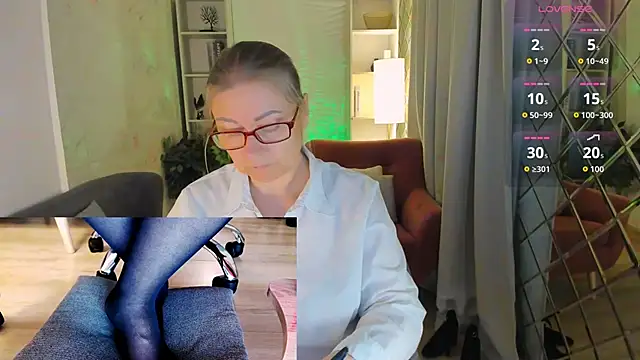 Alexandra Kind online show from June 21, 2026, 8:44 pm