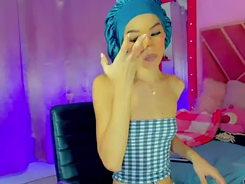 Snapshot of Dollcute_ chatting on July 19, 2026, 1:09 am Dollcute online show from July 19, 2026, 1:09 am