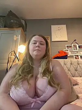 Stareyesash online show from April 20, 2026, 8:21 pm