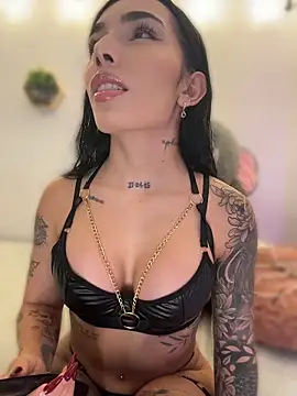 milasantana  online show from May 23, 2026, 10:14 pm