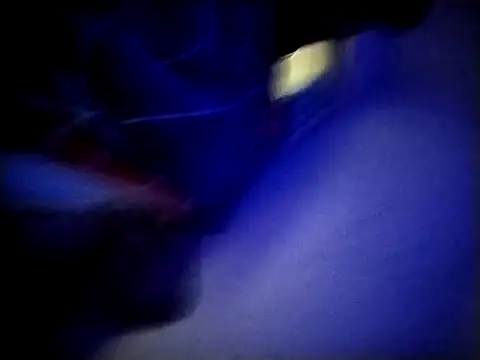 leitero22 online show from May 5, 2026, 4:53 am