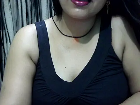 Sexy Mahekk online show from June 10, 2026, 8:02 am