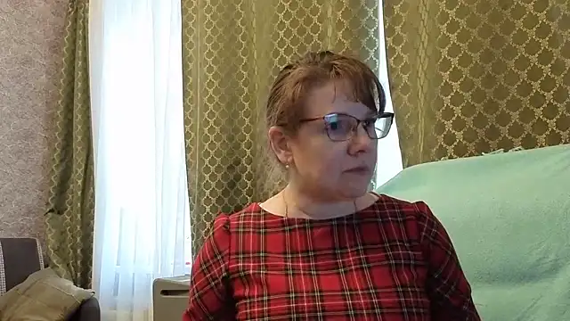 Snapshot of Miss_SandraX chatting on May 27, 2026, 4:15 pm Miss SandraX online show from May 27, 2026, 4:15 pm