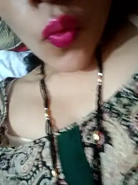 Sexy Hena 69 online show from May 3, 2026, 5:41 pm