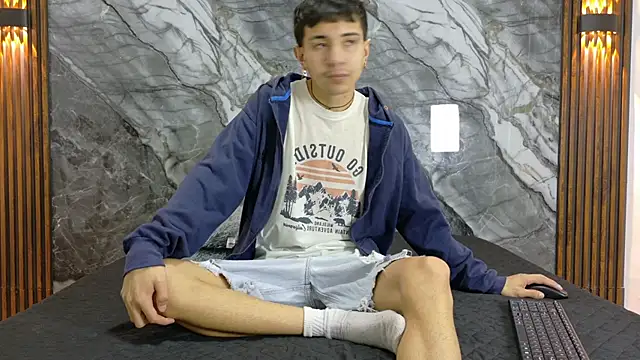 NoahWalker   online show from June 2, 2026, 11:01 am