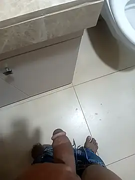 boobseating online show from April 23, 2026, 7:52 am