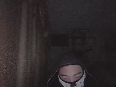 notSoInnocent18 online show from April 16, 2026, 9:39 pm