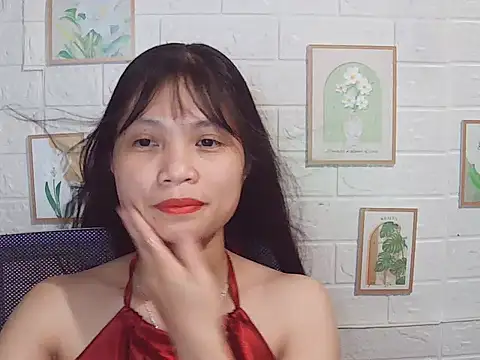 -Lucie-e online show from May 20, 2026, 1:39 pm