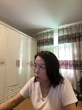 lisha521 online show from June 4, 2026, 1:22 am