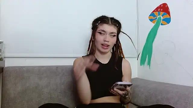 giulietta monsalve online show from July 9, 2026, 2:48 am
