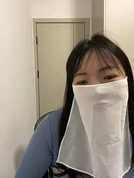 maomao116 online show from April 21, 2026, 1:42 am