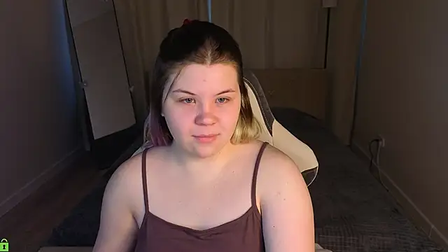 Snapshot of Kristen_Gibbs chatting on May 14, 2026, 12:50 am Kristen Gibbs online show from May 14, 2026, 12:50 am