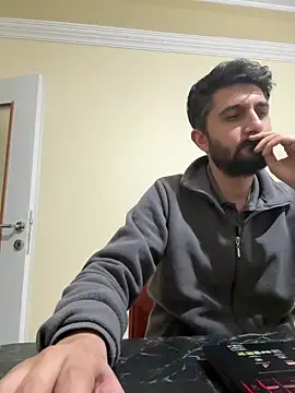 fatihbry657 online show from April 22, 2026, 9:16 pm