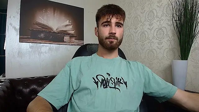 KyloEast online show from July 8, 2026, 4:17 am