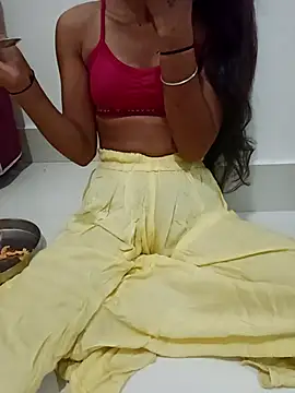 Snapshot of Riya_rani7 chatting on April 20, 2026, 11:39 pm Riya rani7 online show from April 20, 2026, 11:39 pm