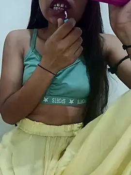 Snapshot of Riya_rani7 chatting on April 22, 2026, 1:23 pm Riya rani7 online show from April 22, 2026, 1:23 pm