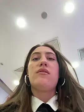 Tiny Anny online show from April 21, 2026, 1:39 pm