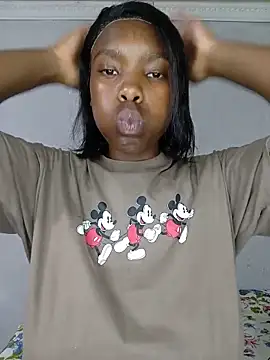 Teeangelaa online show from May 13, 2026, 2:58 pm