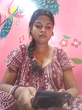 Snapshot of Simupaul001 chatting on April 29, 2026, 11:55 pm Simupaul001 online show from April 29, 2026, 11:55 pm