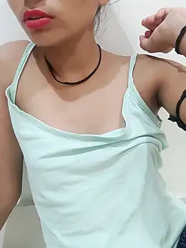 Snapshot of Kamini_rani chatting on July 23, 2026, 3:54 pm Kamini rani online show from July 23, 2026, 3:54 pm