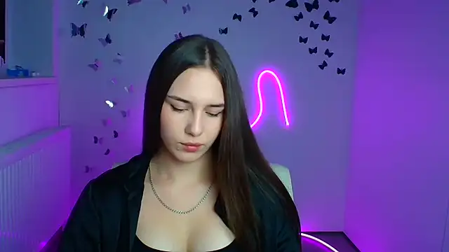 Snapshot of Kyara_ra chatting on July 5, 2026, 5:25 am Kyara ra online show from July 5, 2026, 5:25 am