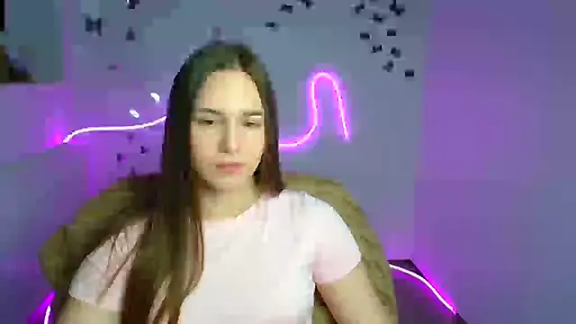 Snapshot of Kyara_ra chatting on July 18, 2026, 5:33 am Kyara ra online show from July 18, 2026, 5:33 am