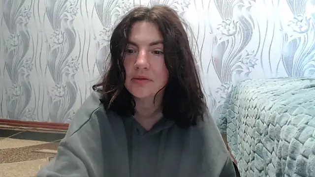 AlinaxJames online show from June 2, 2026, 9:44 am