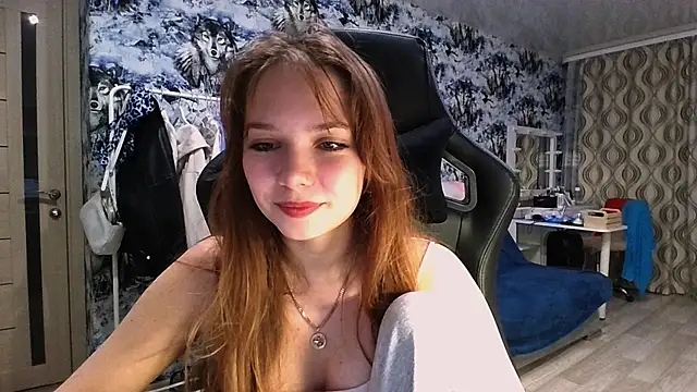 Snapshot of Princess_Mira chatting on August 2, 2026, 8:40 pm Princess Mira online show from August 2, 2026, 8:40 pm