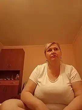 I amVeronicle online show from June 12, 2026, 1:43 pm