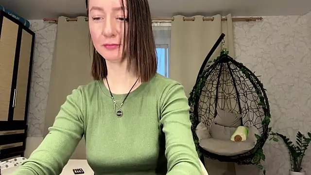 Snapshot of MariaSpadoni chatting on April 29, 2026, 5:30 pm MariaSpadoni online show from April 29, 2026, 5:30 pm