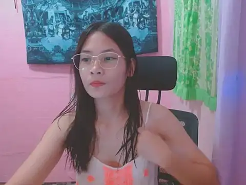 Sweetsexylady19 online show from June 7, 2026, 5:11 am