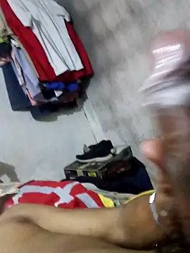 Morenitoramos2 online show from April 19, 2026, 6:10 pm