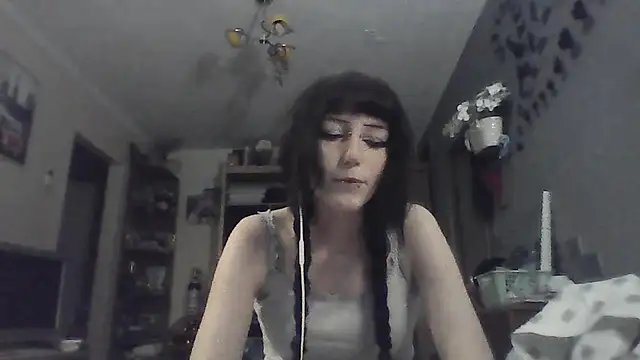 Snapshot of ChargedReign chatting on May 21, 2026, 5:31 pm ChargedReign online show from May 21, 2026, 5:31 pm