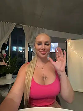 Karen Luxe online show from June 27, 2026, 12:37 am