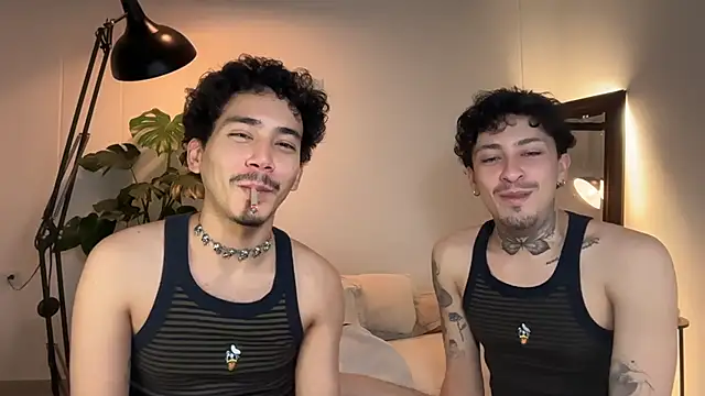 Snapshot of Noah_and_Steven chatting on May 23, 2026, 2:43 pm Noah and Steven online show from May 23, 2026, 2:43 pm