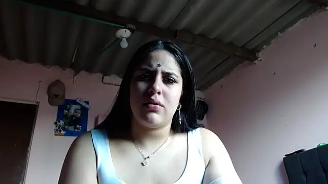 Snapshot of Aurora_0785 chatting on June 4, 2026, 4:24 pm Aurora 0785 online show from June 4, 2026, 4:24 pm