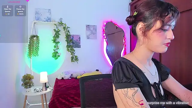 vexa Rosie online show from May 6, 2026, 2:08 am