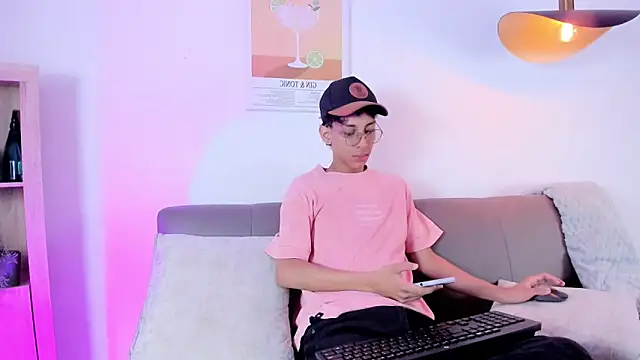 Snapshot of dax_blaze chatting on April 27, 2026, 12:47 pm dax blaze online show from April 27, 2026, 12:47 pm
