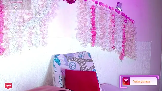 Snapshot of ValeryBlaze_ chatting on July 16, 2026, 7:09 pm ValeryBlaze online show from July 16, 2026, 7:09 pm