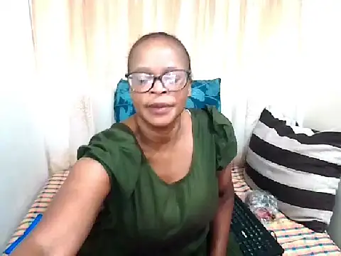 Ebony Bloom69 online show from May 24, 2026, 5:01 am