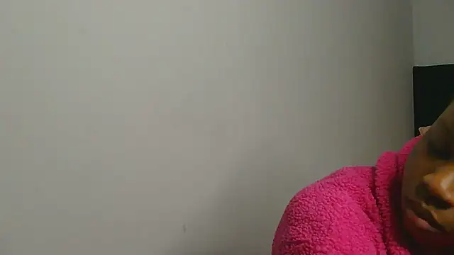 julianaa19 online show from July 15, 2026, 4:56 pm