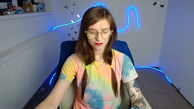 Snapshot of Luna_Tantra chatting on August 8, 2026, 9:39 pm Luna Tantra online show from August 8, 2026, 9:39 pm