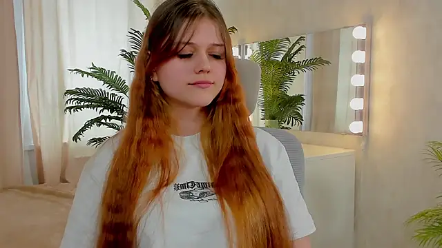 KandiMarbus online show from April 21, 2026, 9:26 am