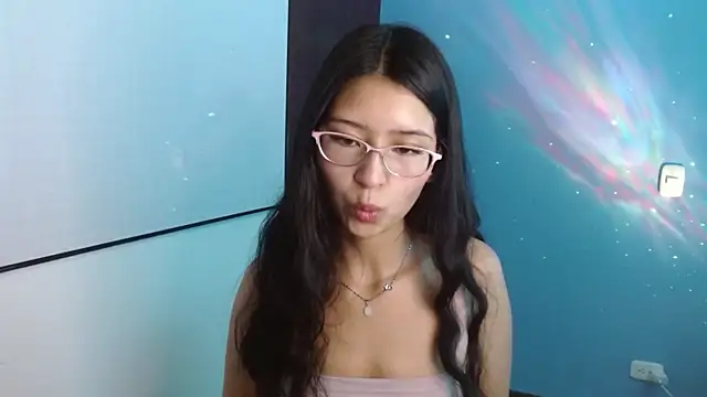 Danii rizzo online show from April 22, 2026, 12:50 pm